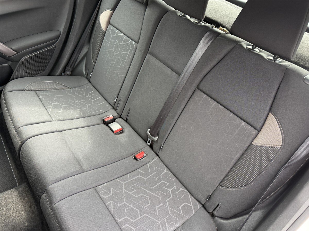 Peugeot 2008 Kombi 1,2 l 60 kw