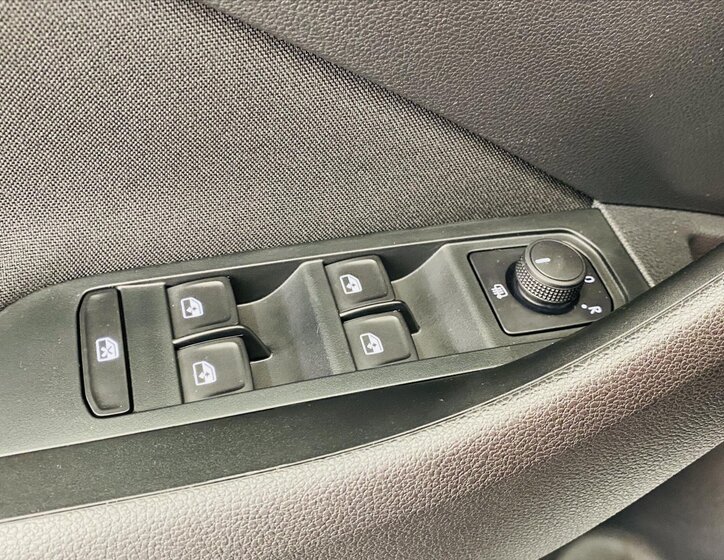 Škoda Scala Hatchback 999,0 85 kw