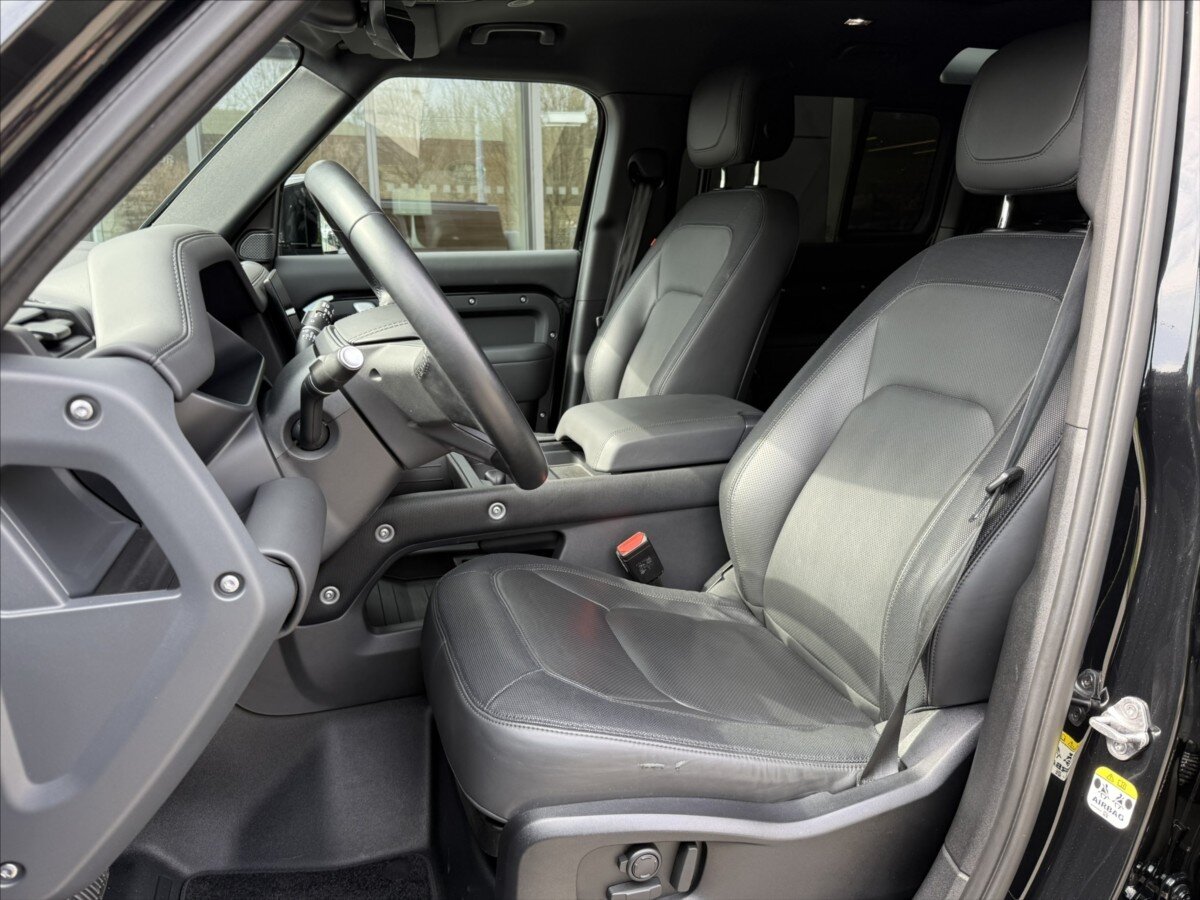 Land Rover Defender SUV / Terénní 3,0 l 221 kw