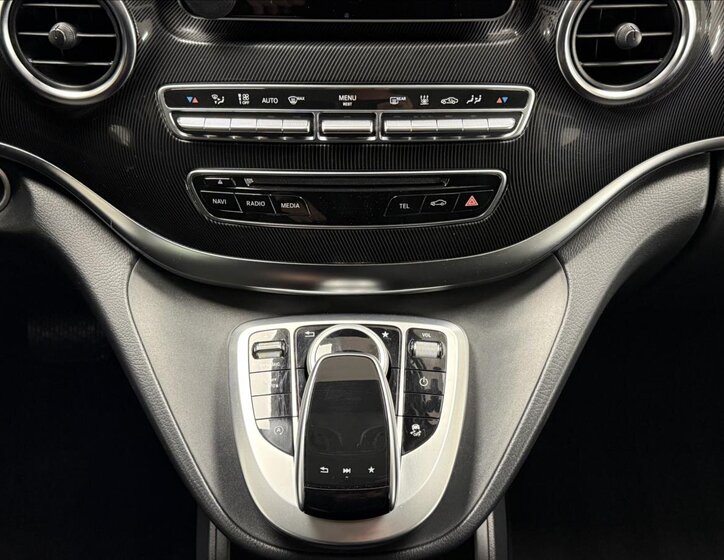 Mercedes-Benz Třídy V MPV 2,1 l 140 kw