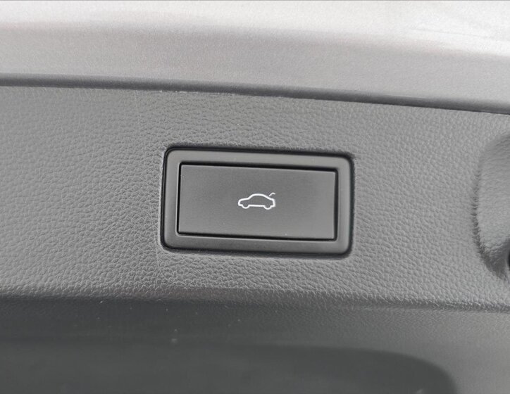 Volkswagen Arteon Kombi 2,0 l 147 kw