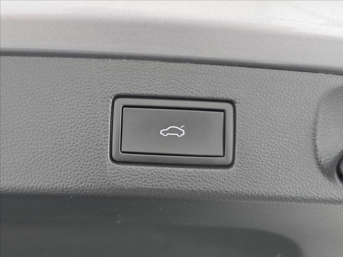 Volkswagen Arteon Kombi 2,0 l 147 kw