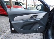Chevrolet Cruze Sedan / Limuzína 2,0 l 110 kw