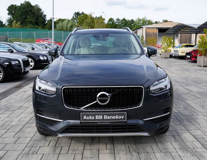 Volvo XC90 1