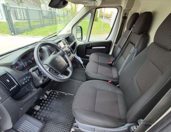 Peugeot Boxer Skříň 2,2 l 103 kw