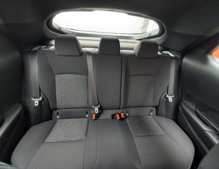 Toyota C-HR Hatchback 1,8 l 103 kw