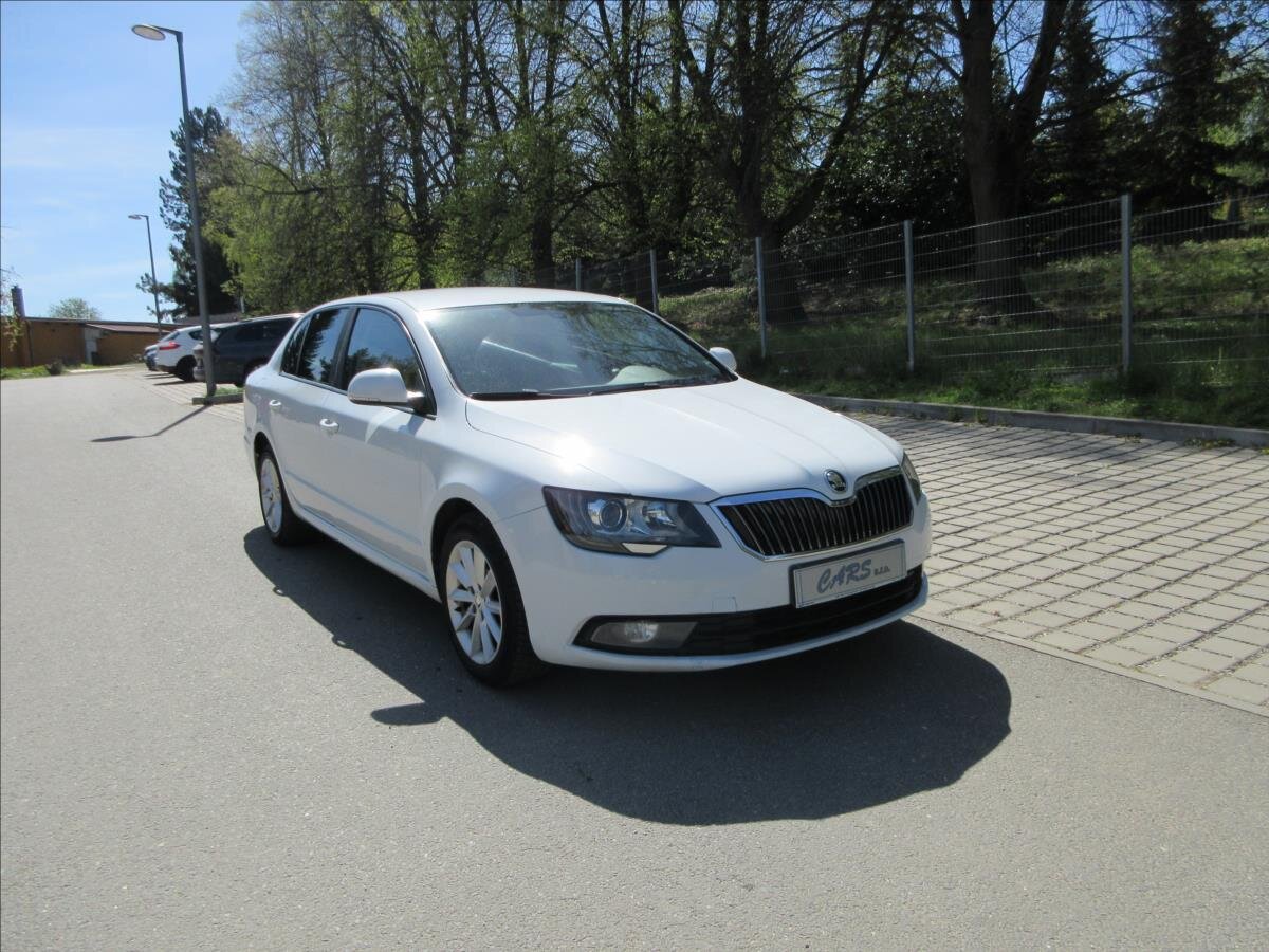 Škoda Superb Sedan / Limuzína 2,0 l 103 kw