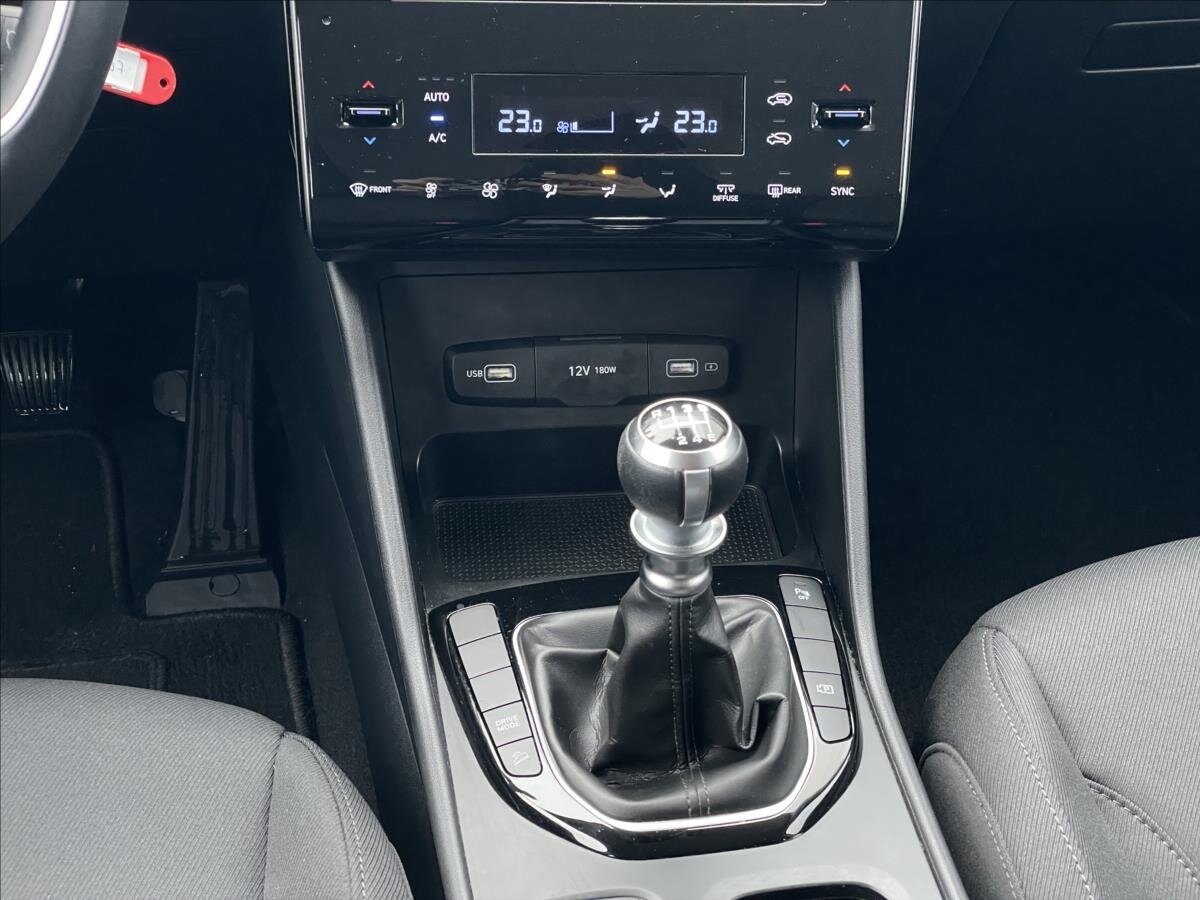 Hyundai Tucson SUV 1,6 l 110 kw