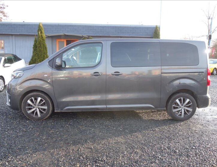 Toyota ProAce Verso 3