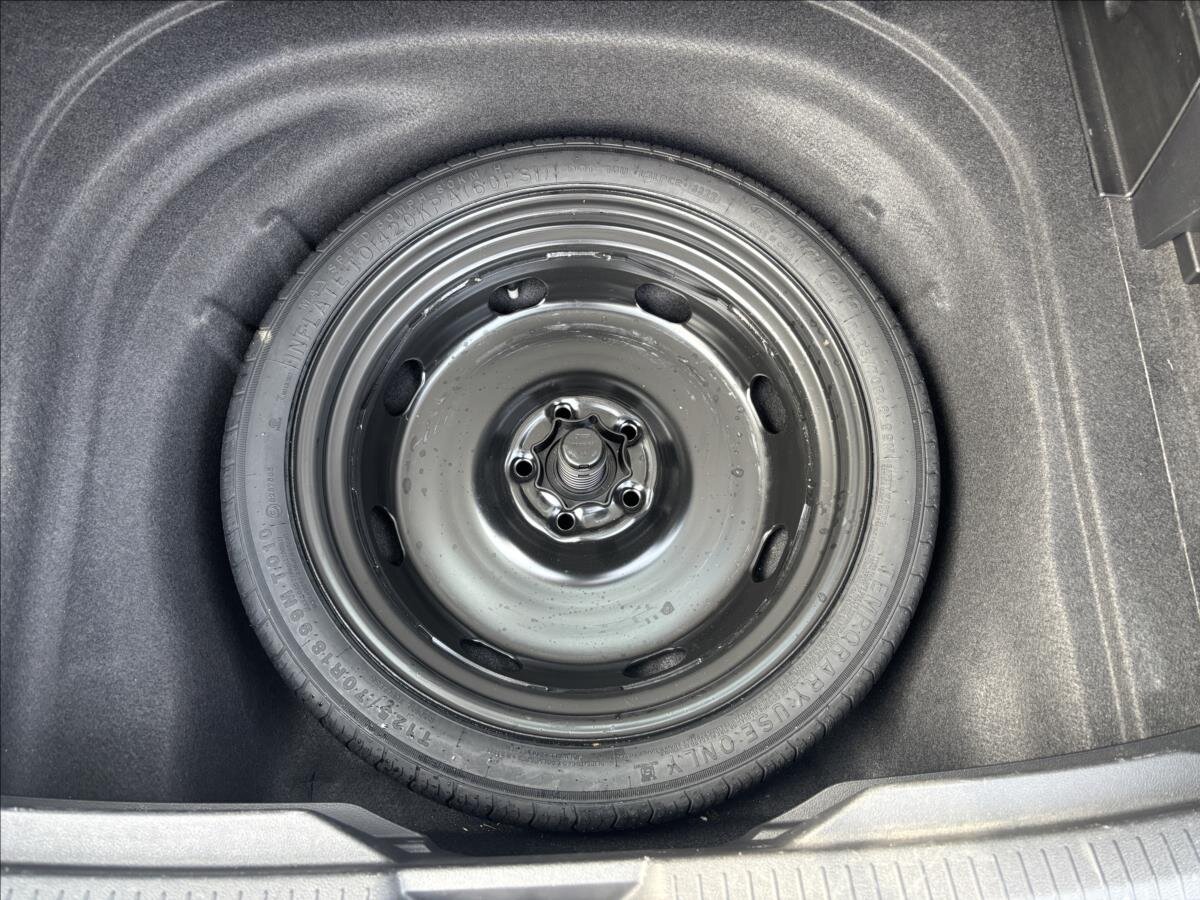 Volkswagen Golf Kombi 1,5 l 96 kw