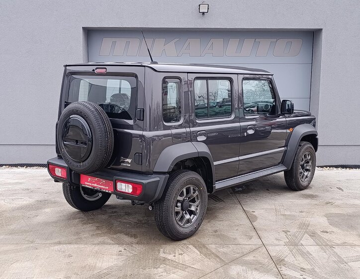 Suzuki Jimny SUV 1,5 l 75 kw