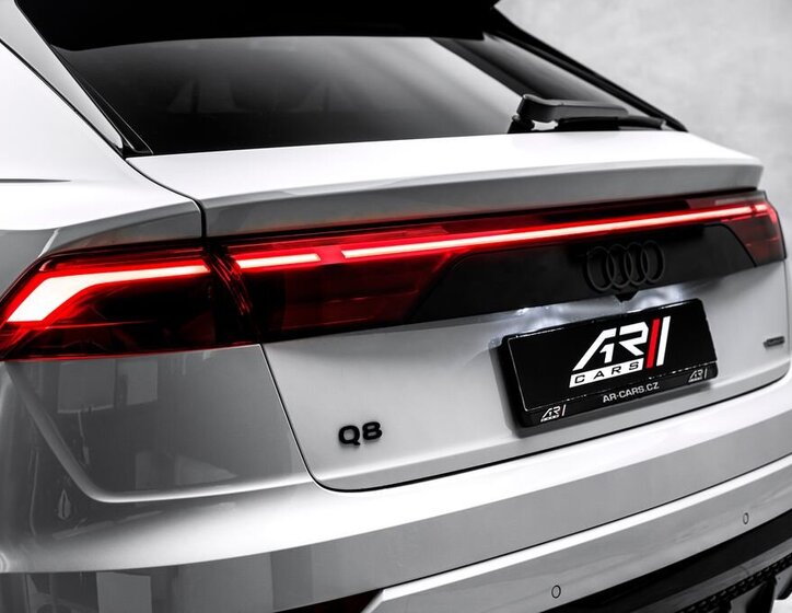 Audi Q8 SUV 3,0 l 210 kw