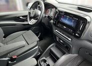 Mercedes-Benz Vito 18