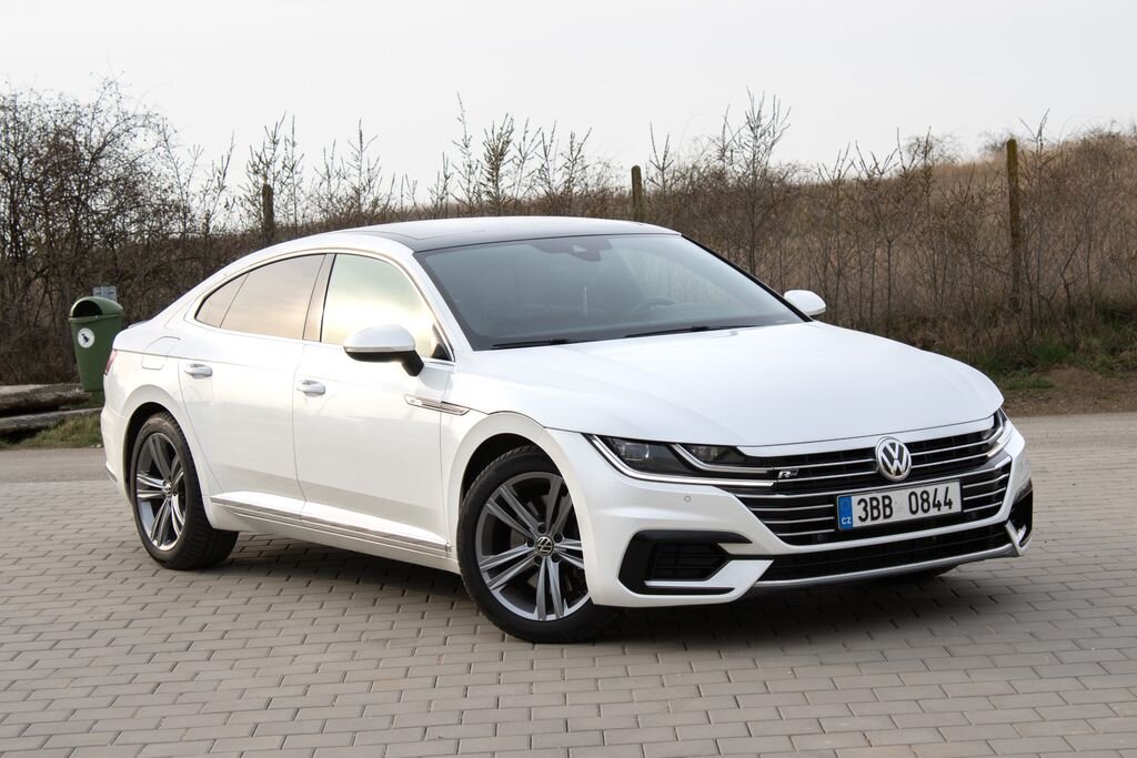 Volkswagen Arteon Sedan / Limuzína 2,0 l 176 kw