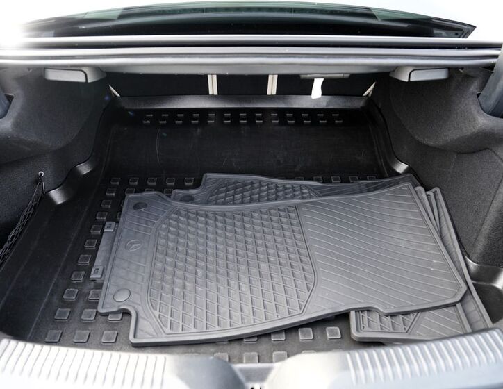 Mercedes-Benz CLS 12