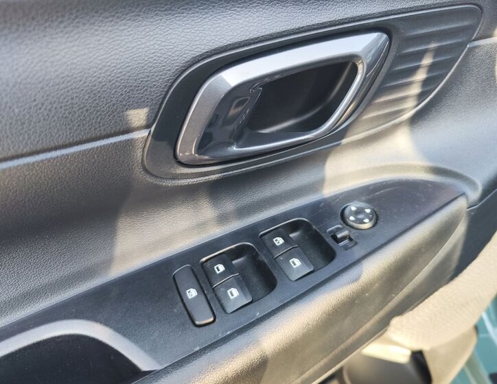 Hyundai i20 Hatchback 1,2 l 58 kw