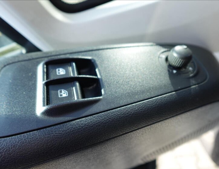 Peugeot Boxer Ostatní 2,2 l 121 kw