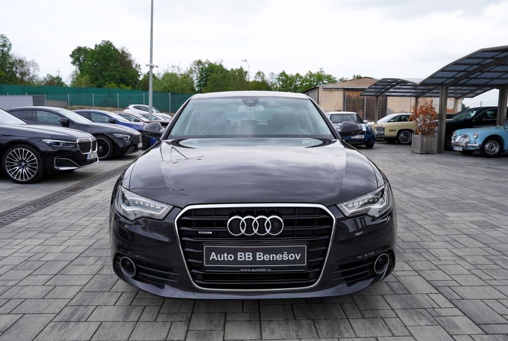 Audi A6 Sedan / Limuzína 2,8 l 150 kw
