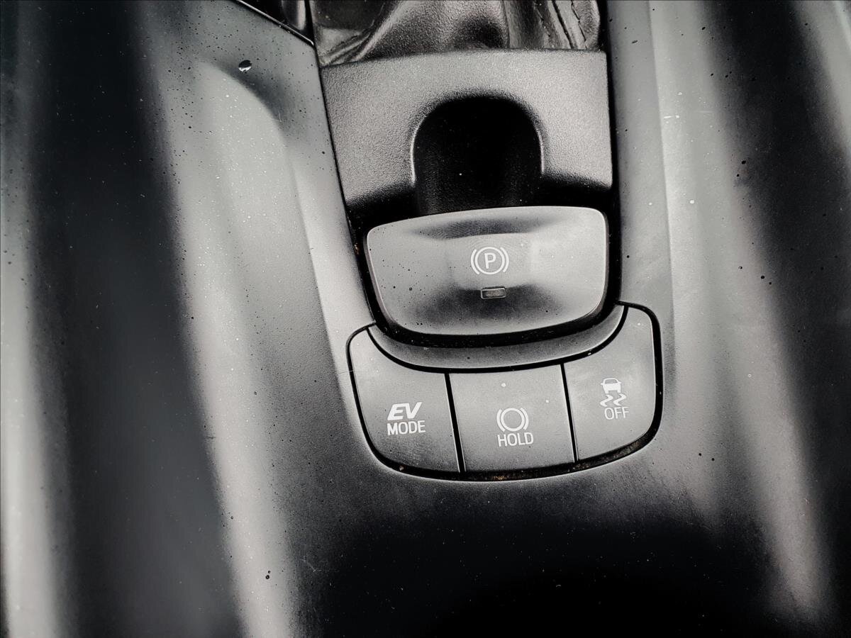 Toyota C-HR Hatchback 1,8 l 72 kw