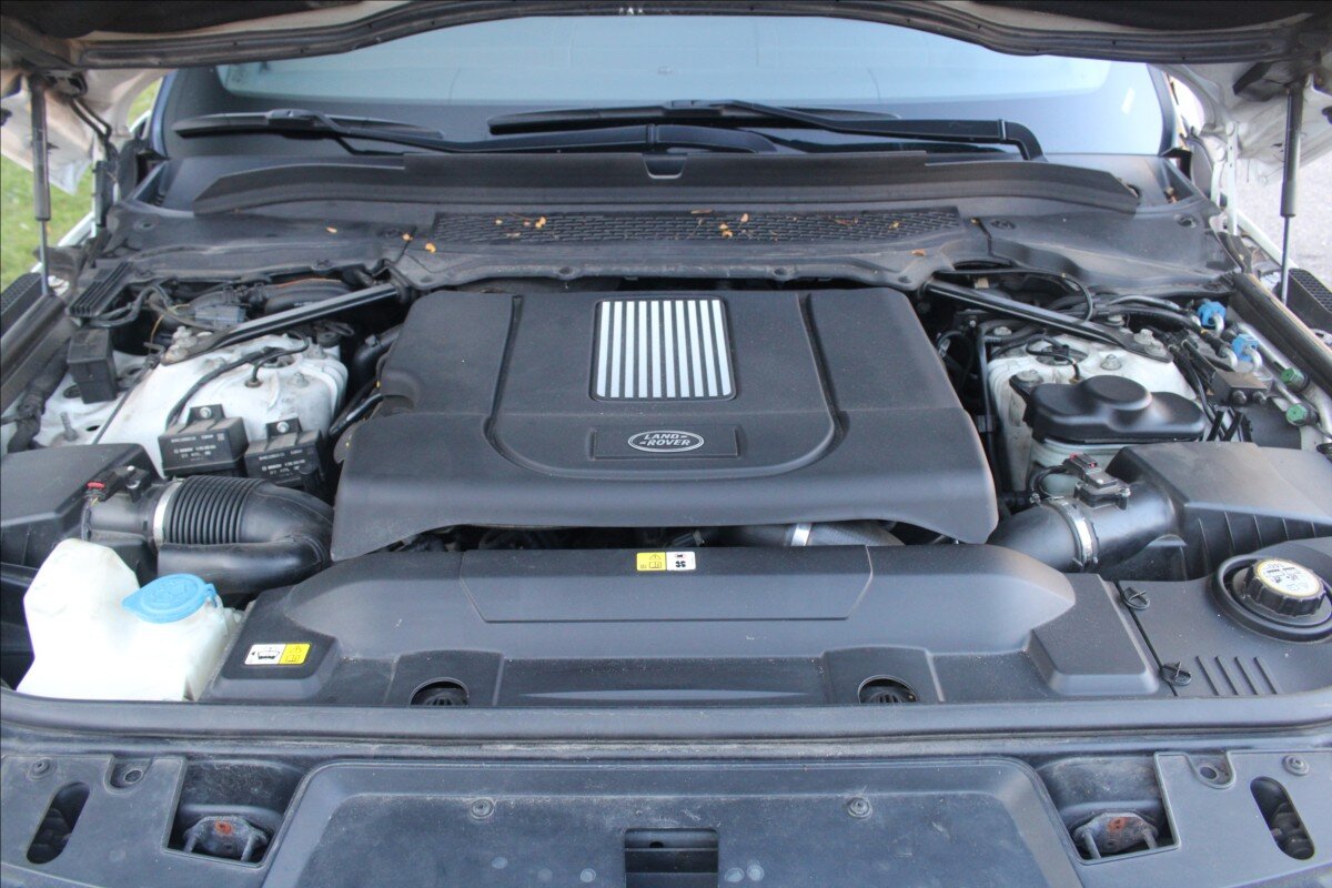 Land Rover Range Rover Sport SUV 4,4 l 250 kw