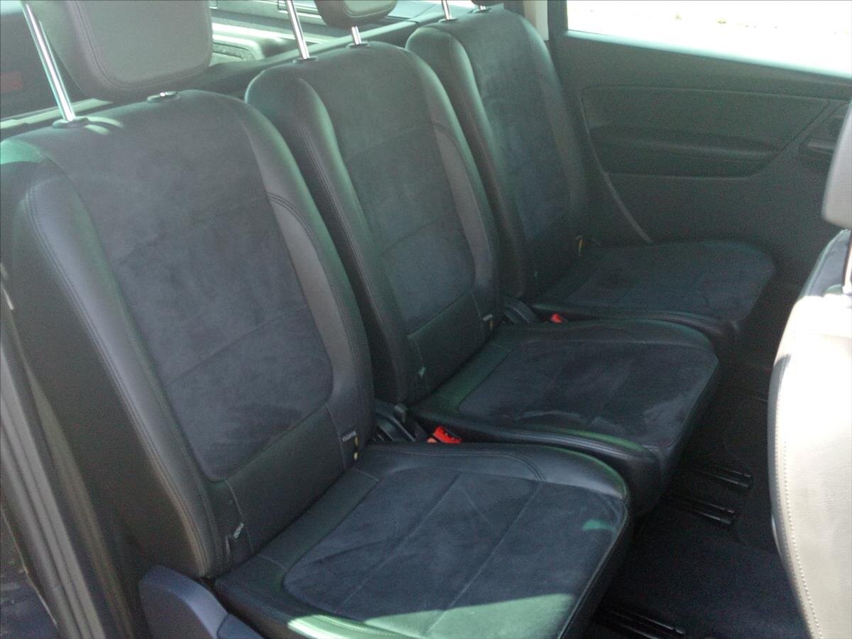 Volkswagen Sharan MPV 2,0 l 103 kw