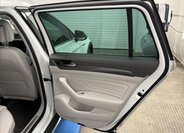 Volkswagen Passat 36