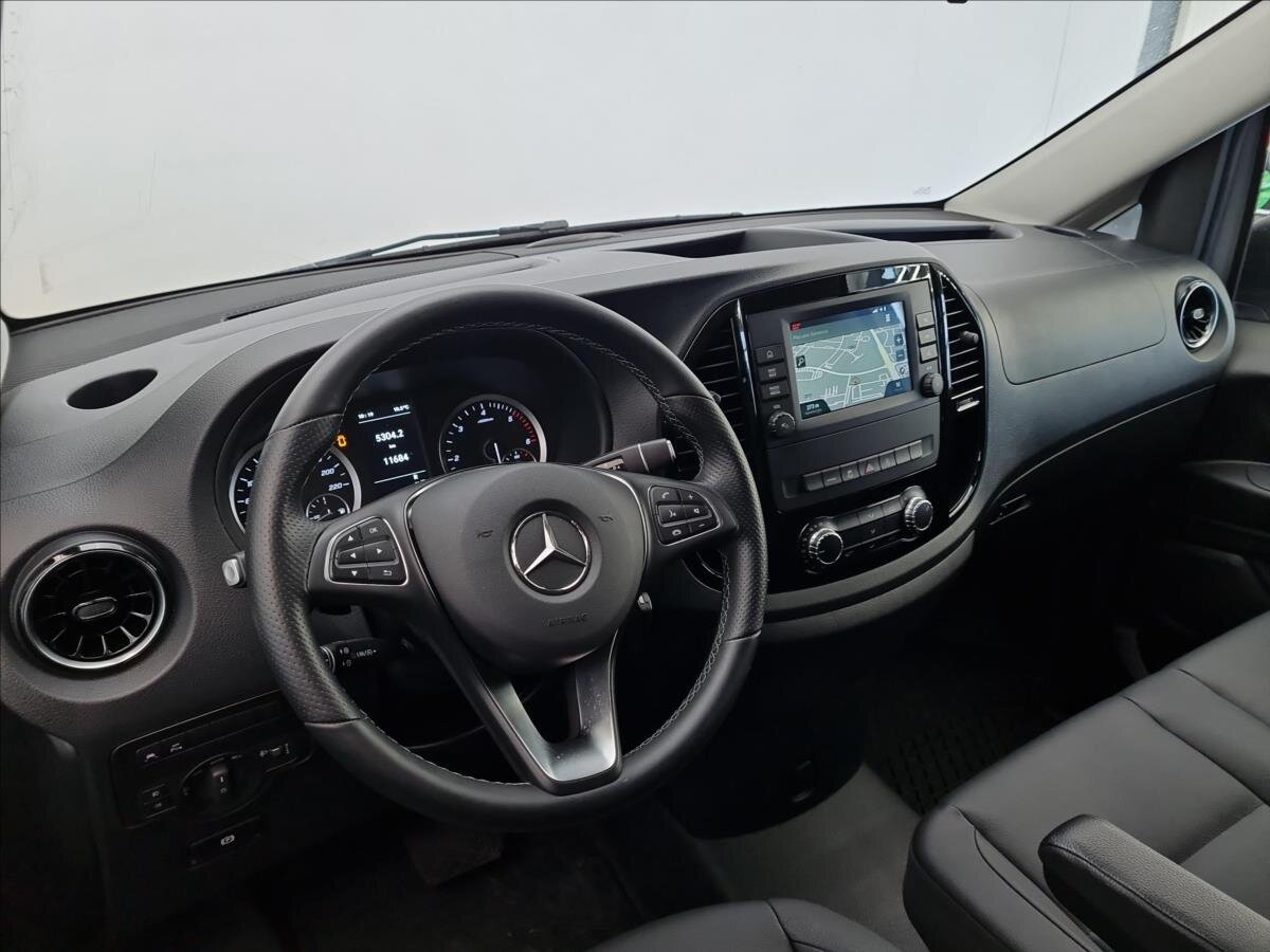 Mercedes-Benz Vito MPV 2,0 l 174 kw