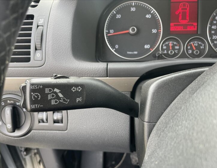 Volkswagen Touran 18