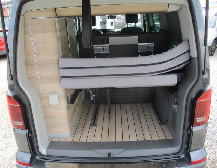 Volkswagen California 8