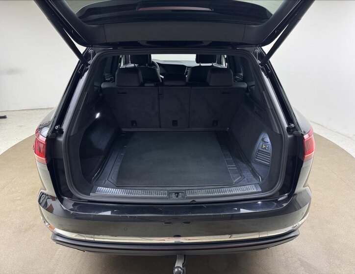 Volkswagen Touareg 51