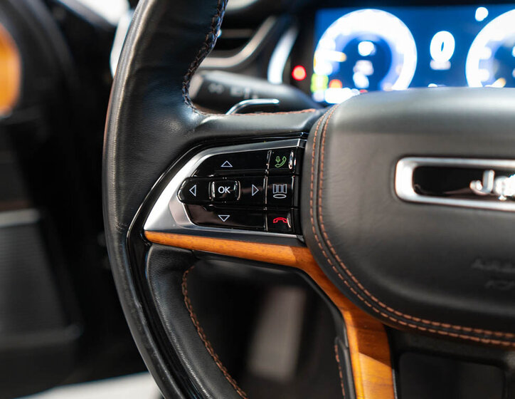 Jeep Grand Cherokee SUV / Terénní 5,7 l 266 kw