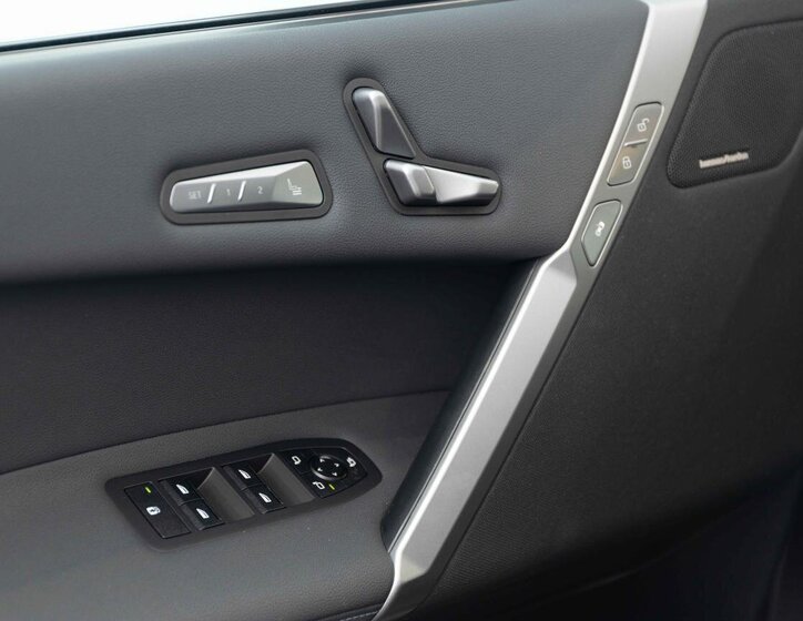 BMW iX SUV 0,0 240 kw