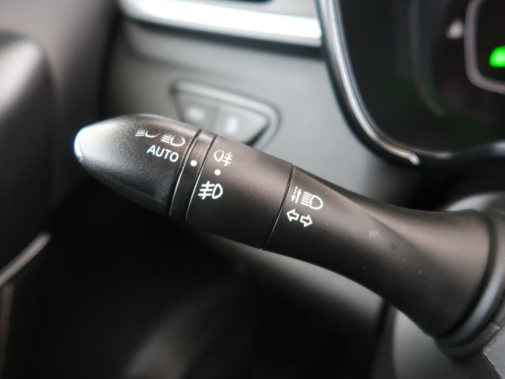 Renault Kadjar SUV / Terénní 1,6 l 96 kw