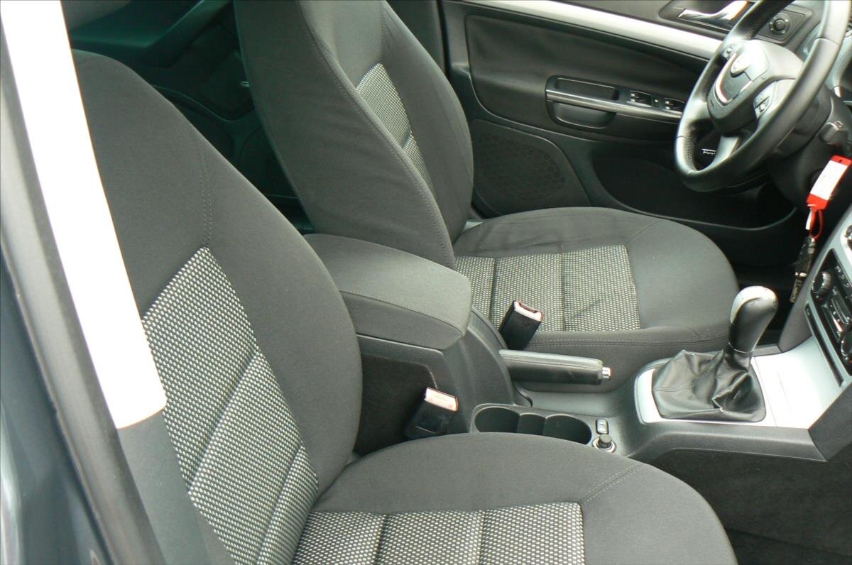 Škoda Octavia Kombi 2,0 l 103 kw