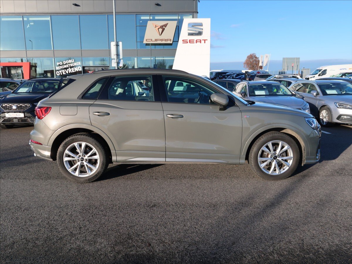 Audi Q3 SUV / Terénní 2,0 l 110 kw