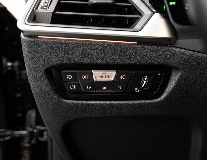 BMW Řada 3 Kombi 2,0 l 110 kw