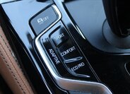 BMW Řada 5 Kombi 3,0 l 195 kw