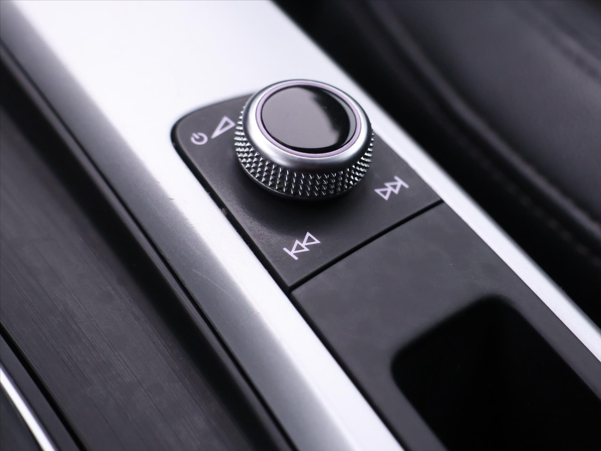 Audi A4 Kombi 2,0 l 140 kw