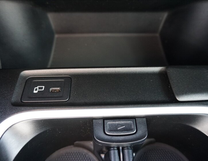 Mercedes-Benz Třídy A Sedan / Limuzína 1,3 l 100 kw