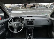 Suzuki Swift 14