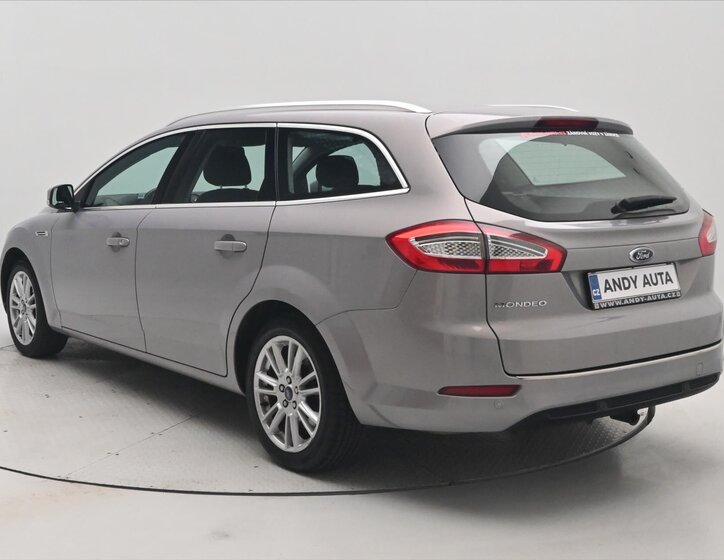 Ford Mondeo Kombi 2,0 l 120 kw