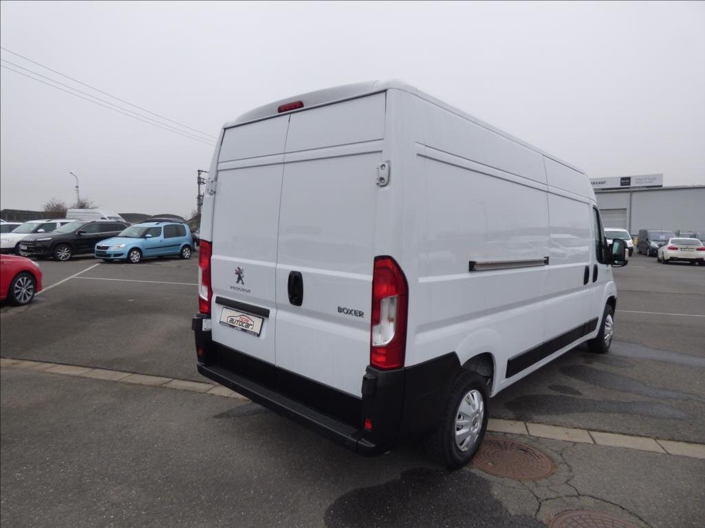 Peugeot Boxer Ostatní 2,2 l 121 kw