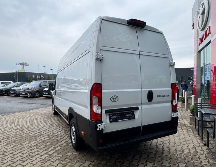 Toyota Proace Max 7