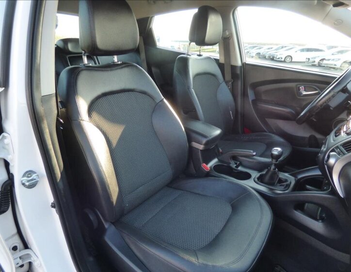 Hyundai ix35 SUV / Terénní 1,6 l 99 kw