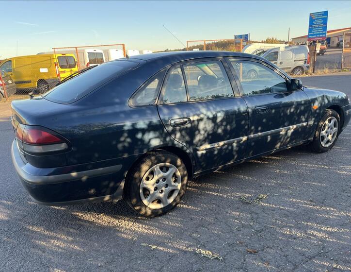 Mazda 626 5