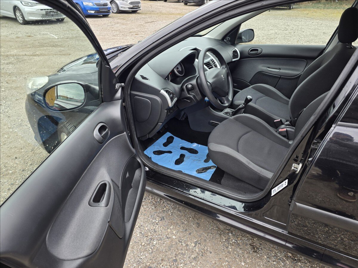 Peugeot 206 Hatchback 1,1 l 44 kw
