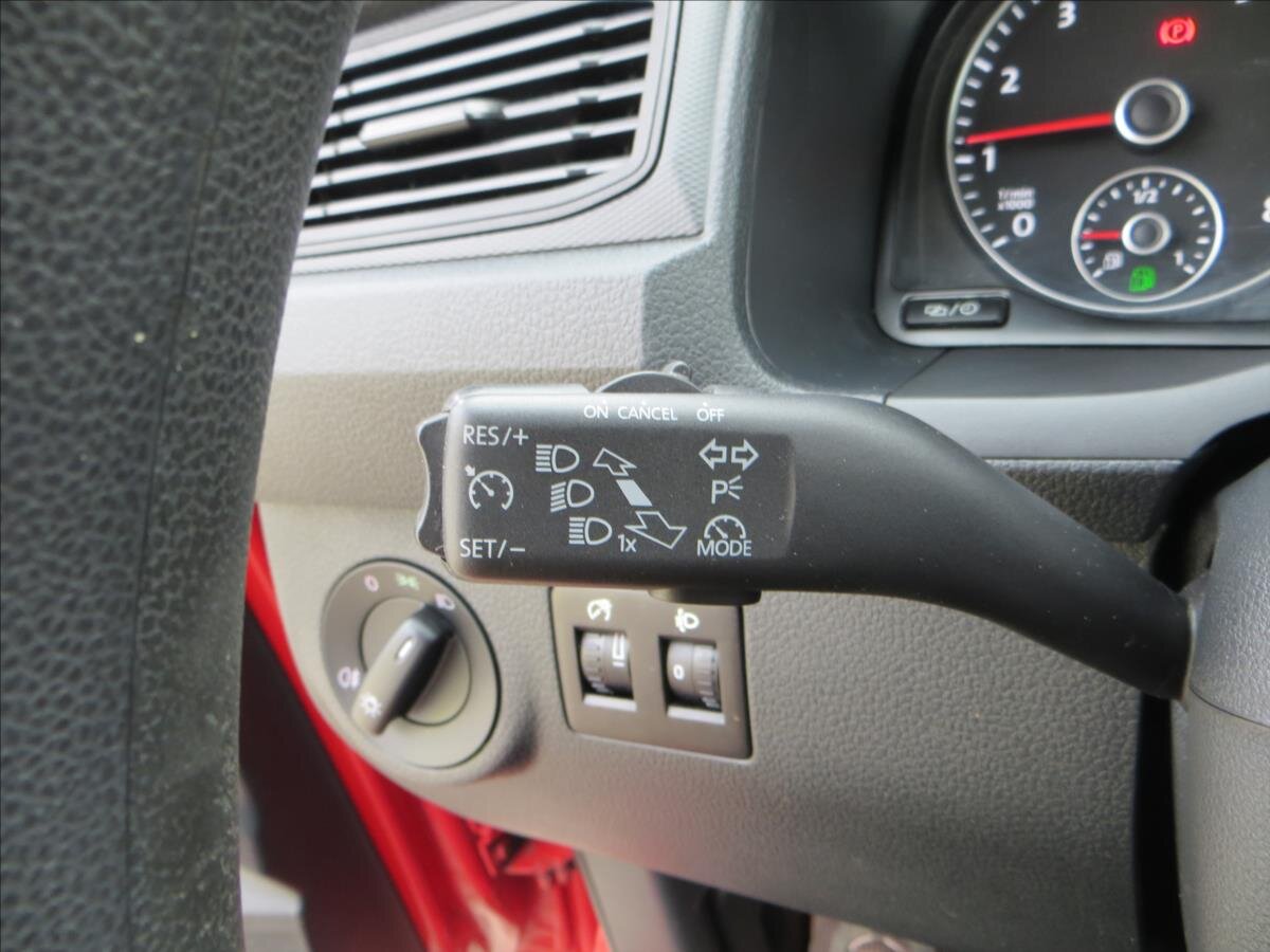 Volkswagen Caddy Skříň 1,4 l 81 kw