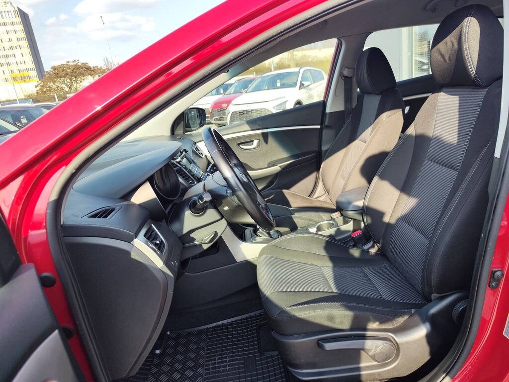 Hyundai i30 Kombi 1,4 l 73 kw