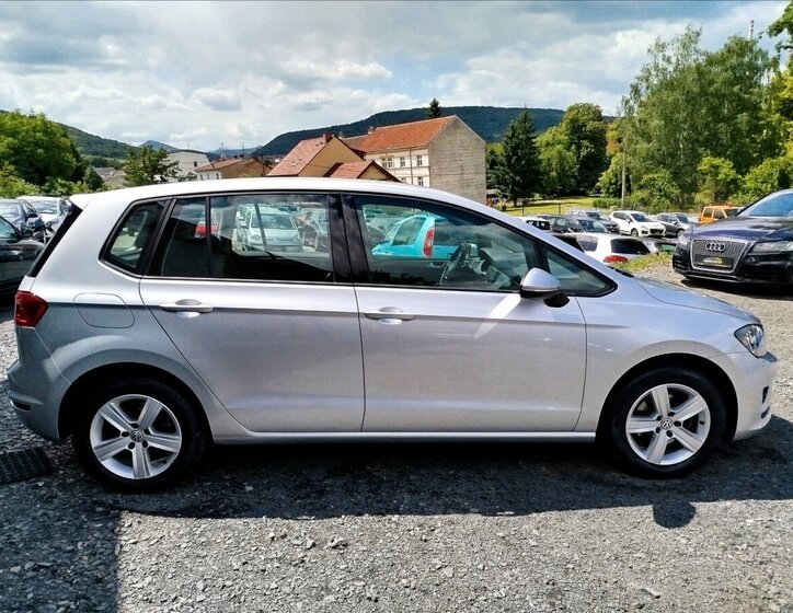 Volkswagen Golf Sportsvan MPV 2,0 l 110 kw