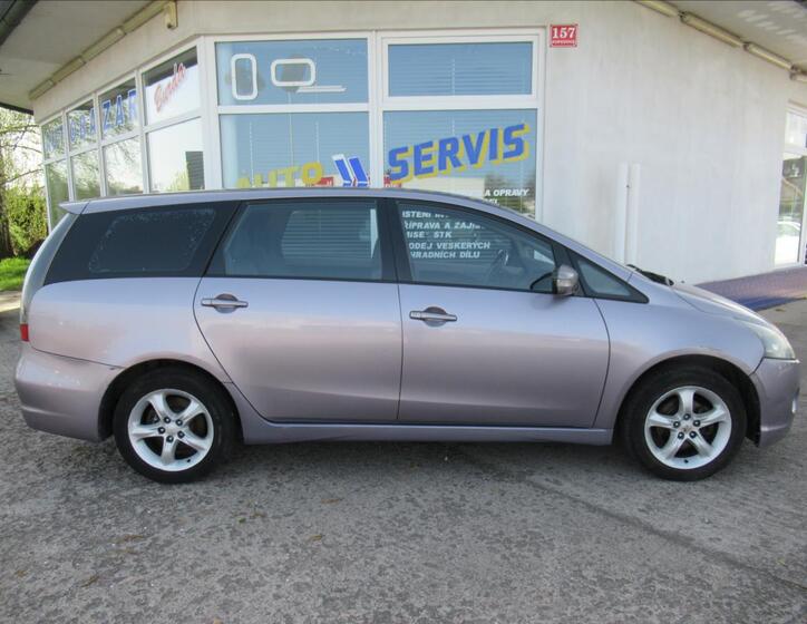 Mitsubishi Grandis 7